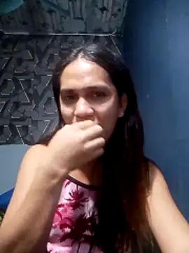 Snapshot of lexyyr17 chatting on 03-05-26, 10:28 lexyyr17 online show from 03-05-26, 10:28