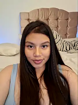 Snapshot of maria_ribeiro chatting on 02-05-25, 02:40 maria ribeiro online show from 02-05-25, 02:40