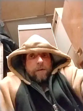 CatchyPart93 online show from 12-17-25, 02:06