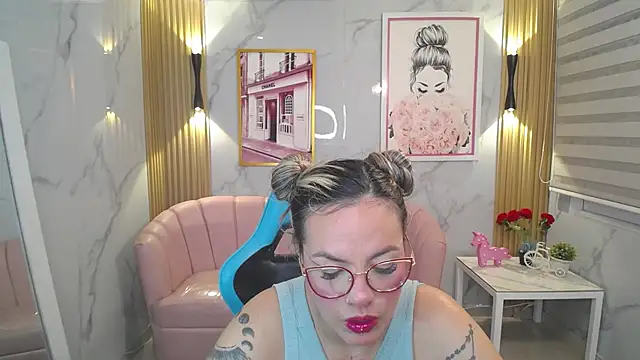 Jade Jones a online show from 09-21-25, 03:52