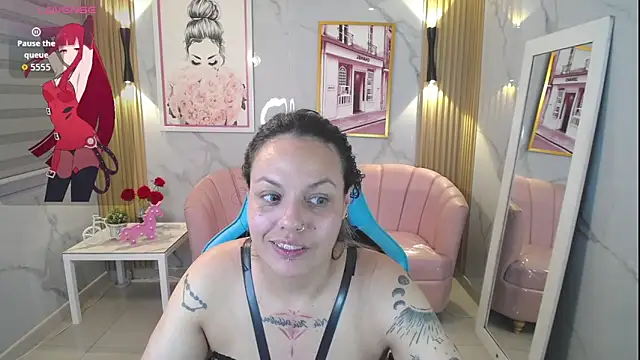 Jade Jones a online show from 12-16-25, 04:17