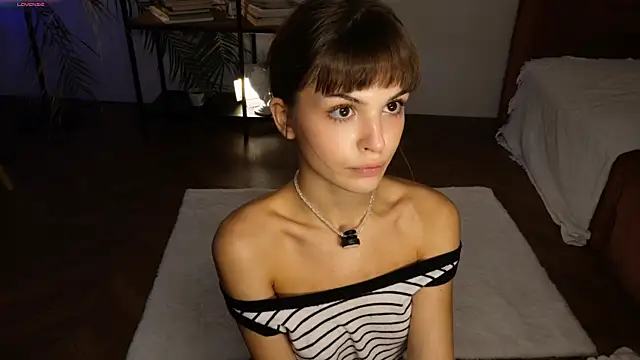 Eva Zill online show from 09-26-25, 07:34