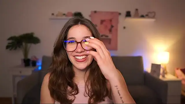 kissie cat online show from 03-11-26, 02:56