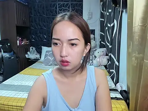 Snapshot of Soft_Angel8 chatting on 11-07-25, 02:28 Soft Angel8 online show from 11-07-25, 02:28