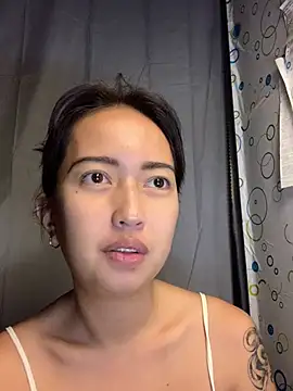 Snapshot of Soft_Angel8 chatting on 05-16-26, 06:10 Soft Angel8 online show from 05-16-26, 06:10