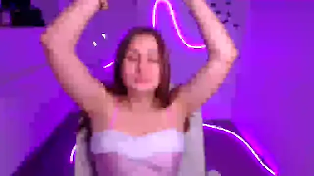 Snapshot of Stefanie_Sweet chatting on 11-24-25, 06:35 Stefanie Sweet online show from 11-24-25, 06:35