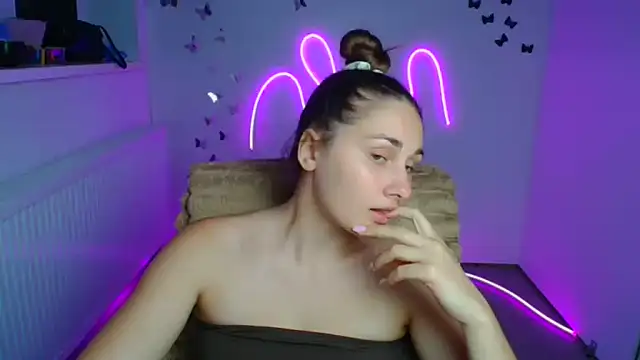 Snapshot of Stefanie_Sweet chatting on 06-26-26, 11:36 Stefanie Sweet online show from 06-26-26, 11:36