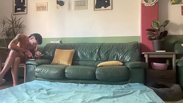 Snapshot of bertfaust chatting on 11-03-25, 10:27 bertfaust online show from 11-03-25, 10:27