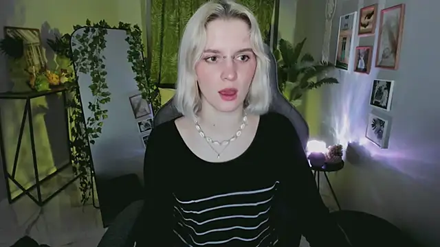 Snapshot of BethanyCloud chatting on 05-12-26, 05:15 BethanyCloud online show from 05-12-26, 05:15