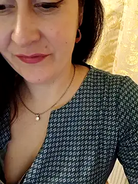 Snapshot of Amandda_ chatting on 02-13-26, 04:14 Amandda online show from 02-13-26, 04:14