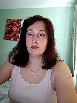 Amandda  online show from 06-18-26, 07:52