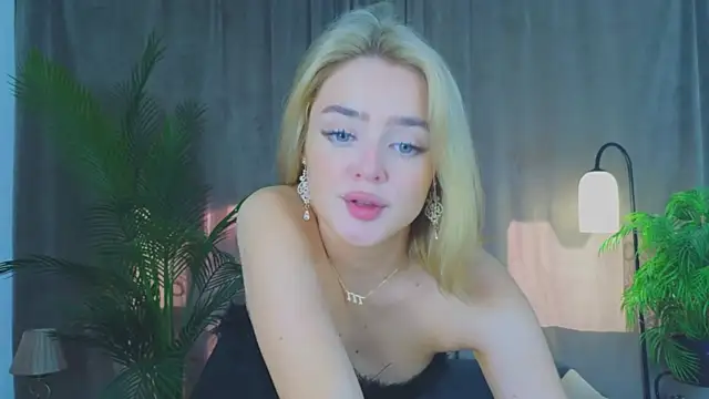 Snapshot of Relax_Time_ chatting on 06-23-26, 03:43 Relax Time online show from 06-23-26, 03:43