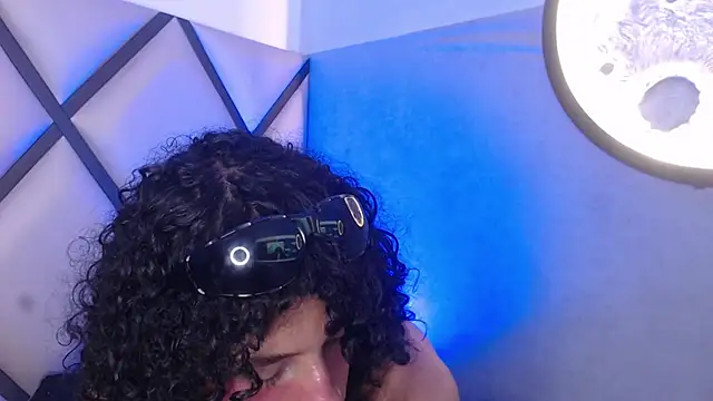 venus-03 online show from 02-17-26, 03:58