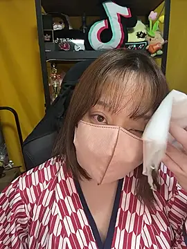 Snapshot of 0kanna0 chatting on 09-28-25, 05:18 0kanna0 online show from 09-28-25, 05:18