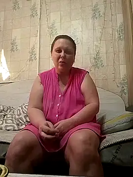 Snapshot of Tupo070481 chatting on 05-24-26, 02:16 Tupo070481 online show from 05-24-26, 02:16