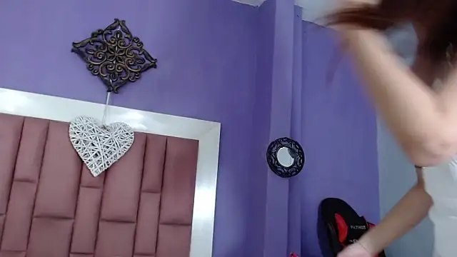 Snapshot of ChiaraLudovica chatting on 09-09-25, 02:38 ChiaraLudovica online show from 09-09-25, 02:38