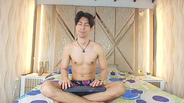 Snapshot of Couplex_xxx chatting on 07-15-26, 07:13 Couplex xxx online show from 07-15-26, 07:13