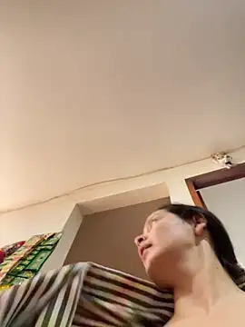 Snapshot of Mia_jhoonson chatting on 11-28-25, 12:08 Mia jhoonson online show from 11-28-25, 12:08