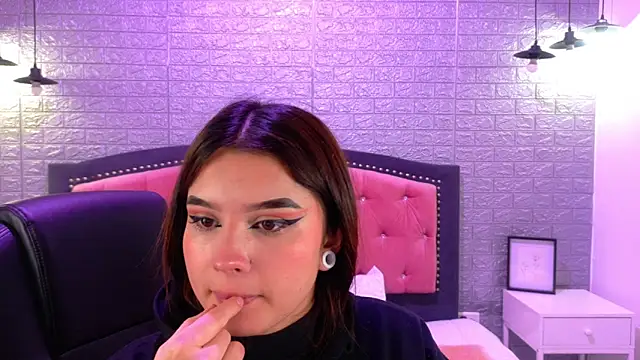 Natalie loffreda online show from 09-24-25, 02:48