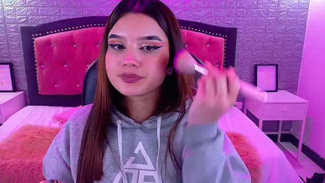 Natalie loffreda online show from 10-14-25, 07:53