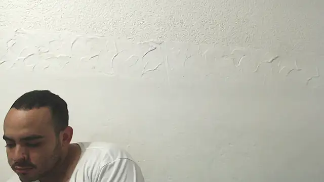 Ana ThiagoxX online show from 05-15-26, 11:34