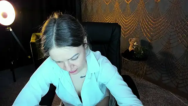 Anna Snows online show from 04-01-26, 01:41