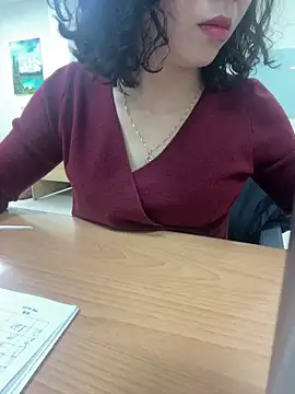 Snapshot of -NhaKy22 chatting on 02-05-26, 01:10 -NhaKy22 online show from 02-05-26, 01:10