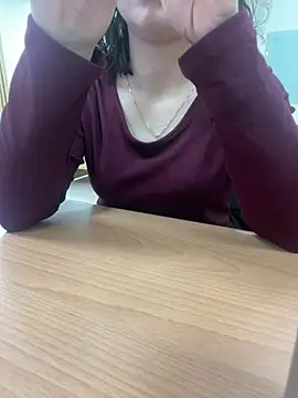 Snapshot of -NhaKy22 chatting on 02-13-26, 01:34 -NhaKy22 online show from 02-13-26, 01:34