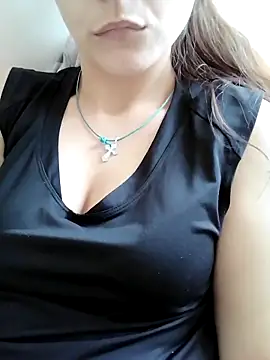 Snapshot of Jenevaonlovex chatting on 09-27-25, 10:31 Jenevaonlovex online show from 09-27-25, 10:31