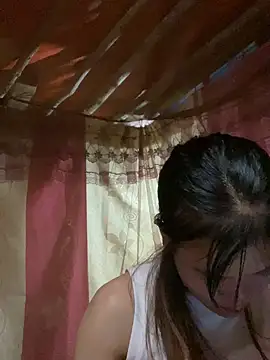 Snapshot of PhanHaa chatting on 09-09-25, 01:21 PhanHaa online show from 09-09-25, 01:21