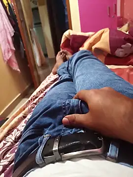 Snapshot of Alimbaby chatting on 09-12-25, 11:32 Alimbaby online show from 09-12-25, 11:32