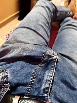 Snapshot of Alimbaby chatting on 09-20-25, 10:05 Alimbaby online show from 09-20-25, 10:05