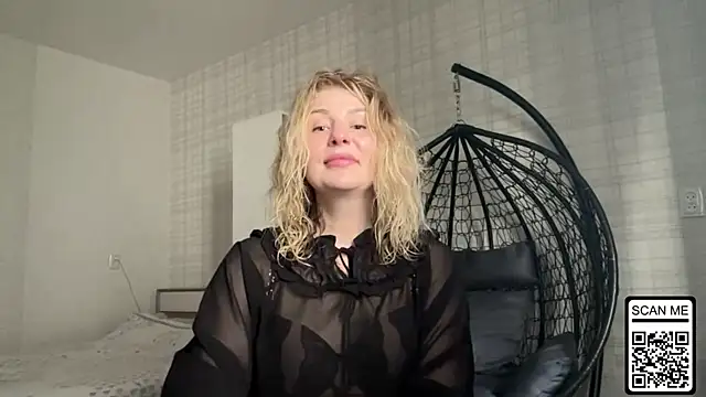 Blondie xoxoxo online show from 03-24-26, 01:05