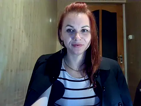 Kisa26311 online show from 11-17-25, 08:47