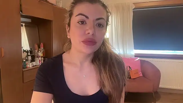 Snapshot of princess17 chatting on 03-06-26, 04:36 princess17 online show from 03-06-26, 04:36