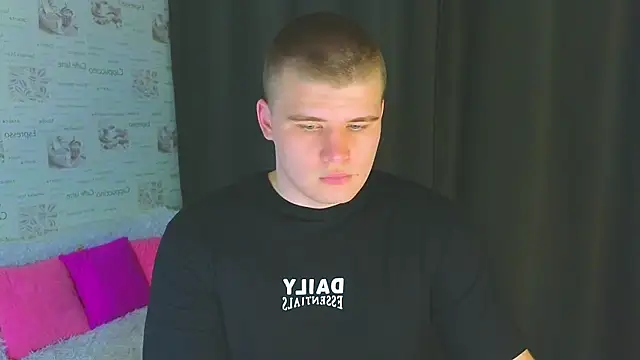 Snapshot of kittenmurr chatting on 09-24-25, 06:44 kittenmurr online show from 09-24-25, 06:44