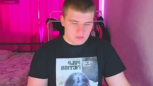 kittenmurr online show from 03-17-26, 06:06