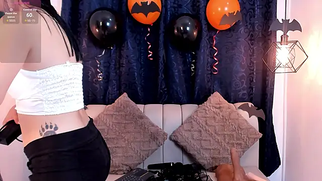 natasha moreno online show from 10-31-25, 12:28