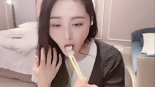 Ianxuan online show from 11-15-25, 12:45