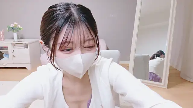 Yuna-ch online show from 02-16-26, 02:35