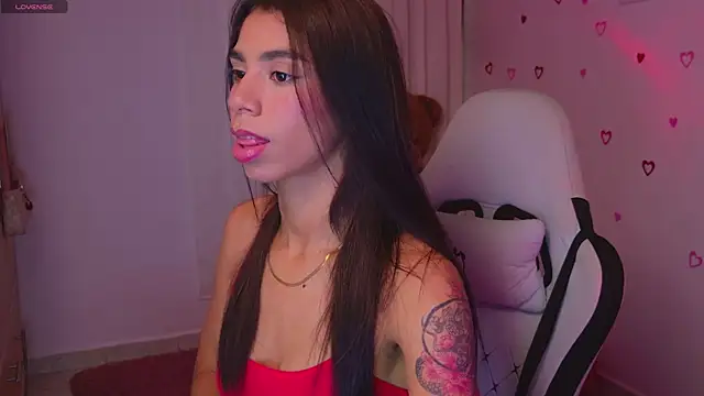 BrunetteAdams001 online show from 02-14-26, 04:31