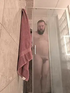 Snapshot of Ole_Plus chatting on 04-18-26, 08:07 Ole Plus online show from 04-18-26, 08:07