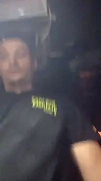 Snapshot of twistafatpipe chatting on 09-11-25, 08:20 twistafatpipe online show from 09-11-25, 08:20