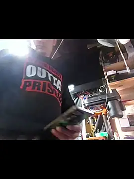 Snapshot of twistafatpipe chatting on 11-16-25, 08:36 twistafatpipe online show from 11-16-25, 08:36