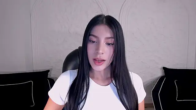 MaddisonTaylor1 online show from 05-26-26, 07:32