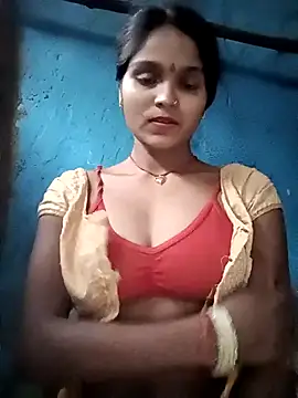 Snapshot of Harini_Gautam chatting on 10-31-25, 11:55 Harini Gautam online show from 10-31-25, 11:55
