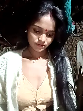 Snapshot of Harini_Gautam chatting on 11-26-25, 10:55 Harini Gautam online show from 11-26-25, 10:55