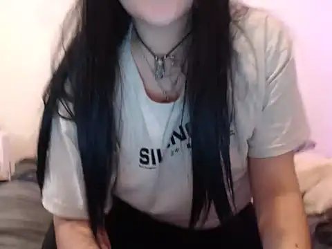 Snapshot of bluegoddessstoned chatting on 09-09-25, 04:34 bluegoddessstoned online show from 09-09-25, 04:34