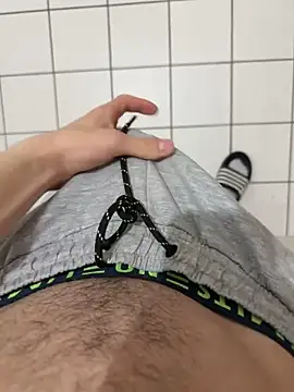 Dicksxd online show from 04-17-26, 03:15