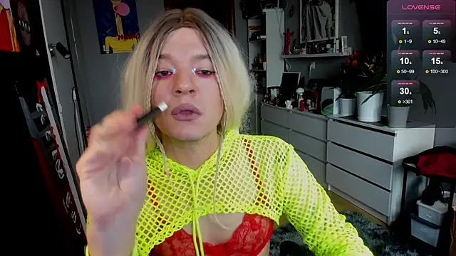 Kkkylie online show from 05-07-26, 05:24